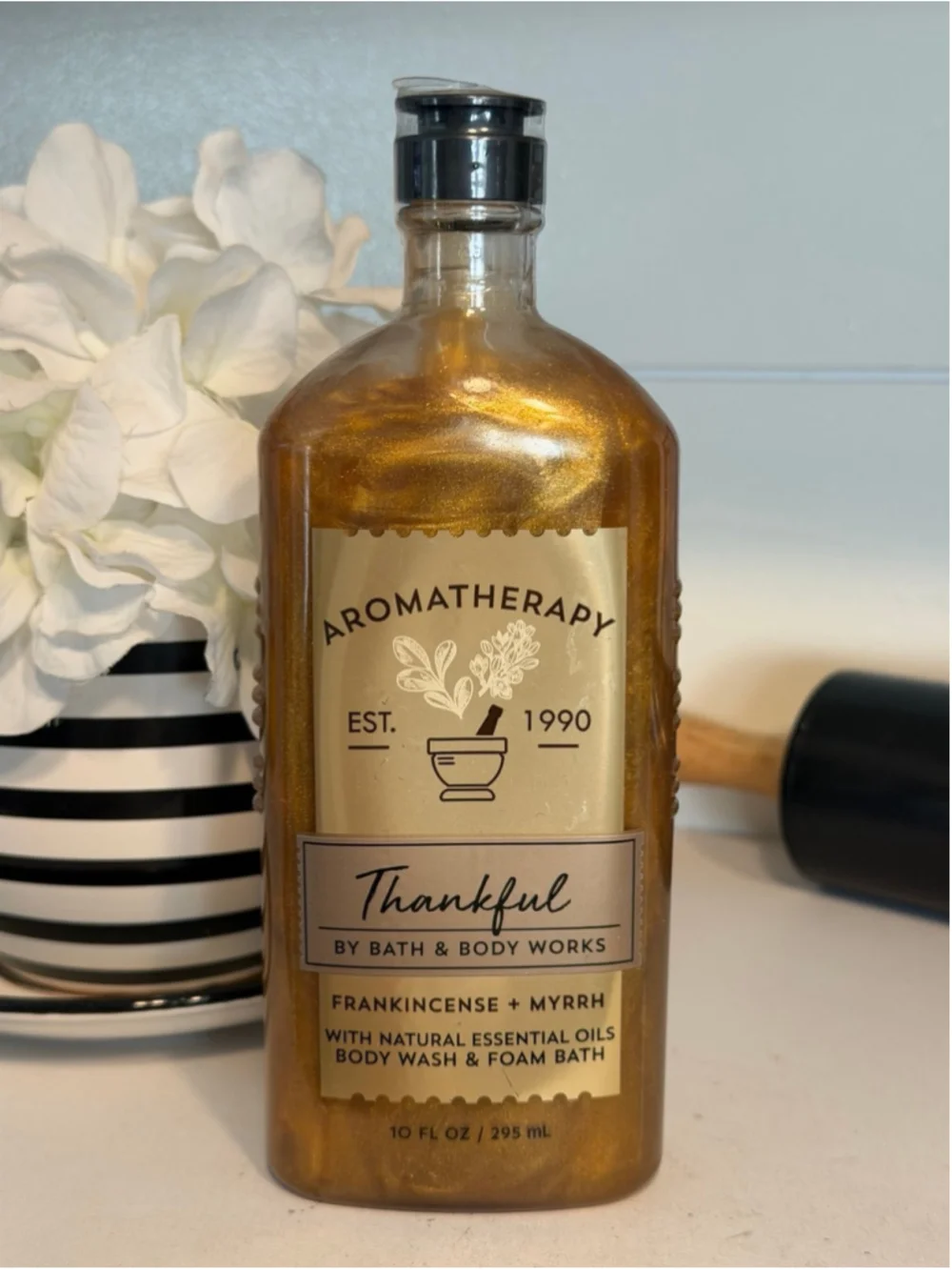 Bath & Body Works Aromatherapy THANKFUL Frankincense/Myrrh Body Wash 10 Oz New